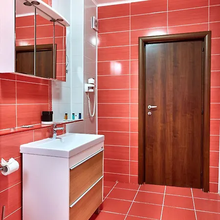 Madagascar Boutik Cytadell Apartman Dél-Eforie